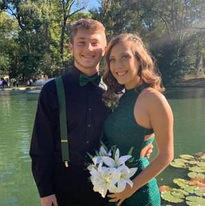 Meet your Posher, Holly